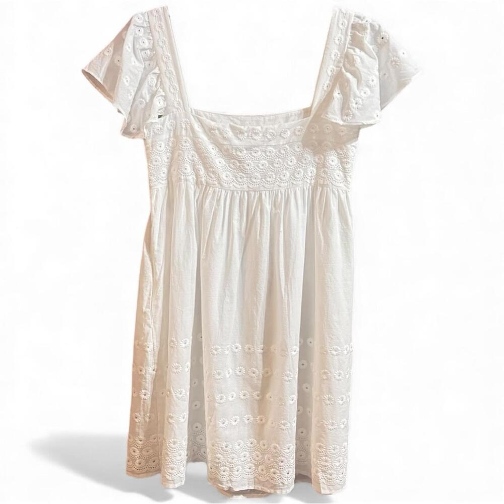 NWT CAARA White Eyelet Mini Dress A-Line Flutter Sleeve M Coquette Cottagecore - Picture 5 of 9